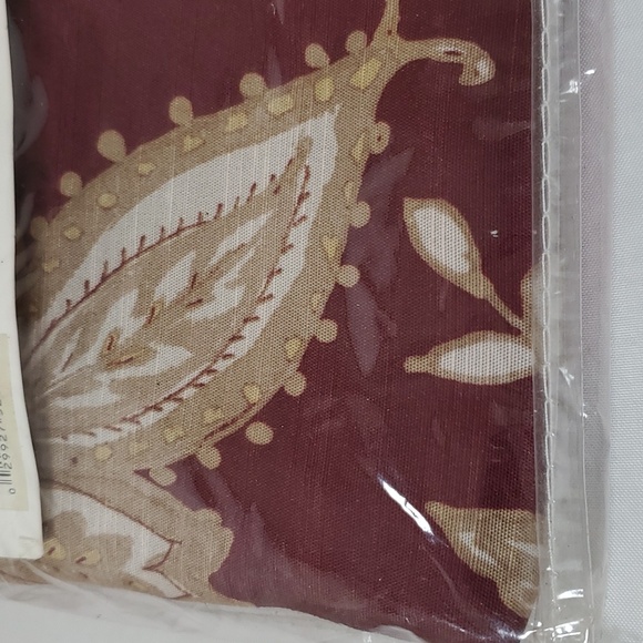 The Big One Floral Blackout Window Valance ~ 54" x 17" ~ Maroon - Picture 6 of 9